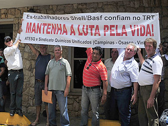 Atesq pede que Justiça penalize e obrigue Shell/Basf a cumprirem sentença